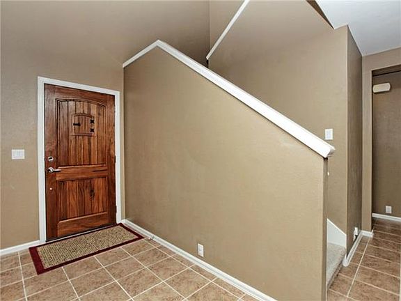 5th image of 713 Kingfisher Ln