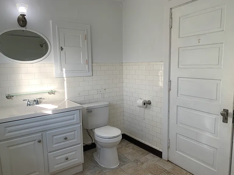 219 Park Ave #3 — Photo 15