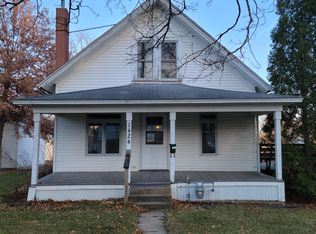 1424 Walnut St, Cedar Falls, IA 50613