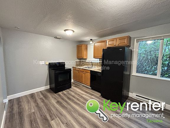 5th image of 7220 S Warner St