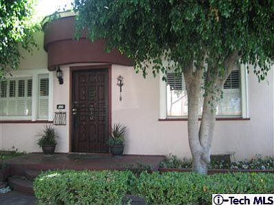 1st image of 210 Magnolia Ave