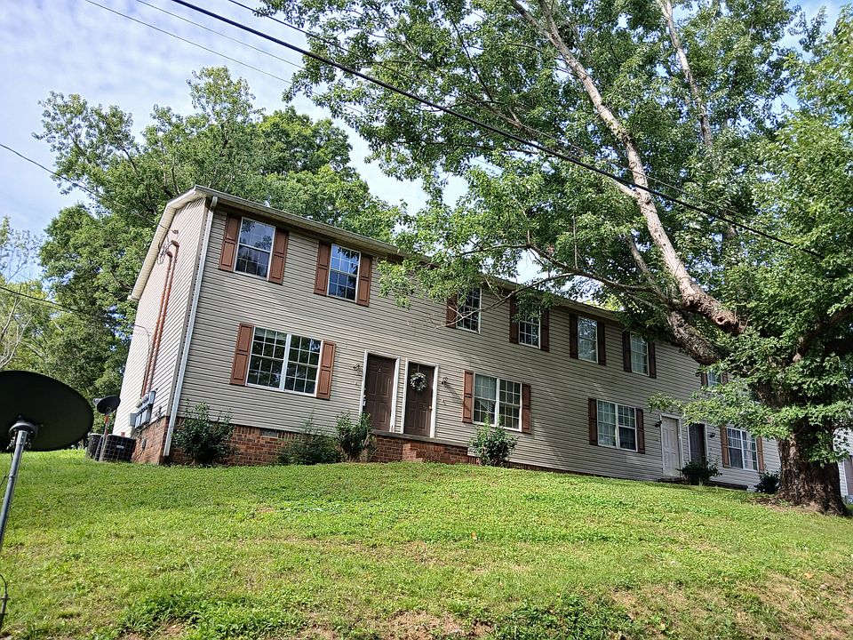 1st image of 640 41st St NE #6