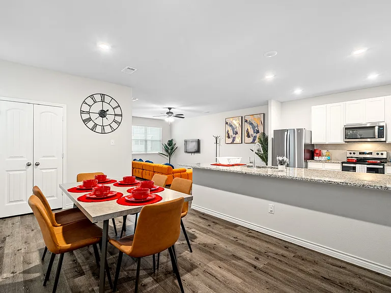 5541 Topwater Trl — Photo 14