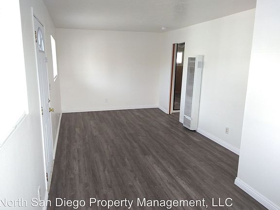 4th image of 4409 Alabama St