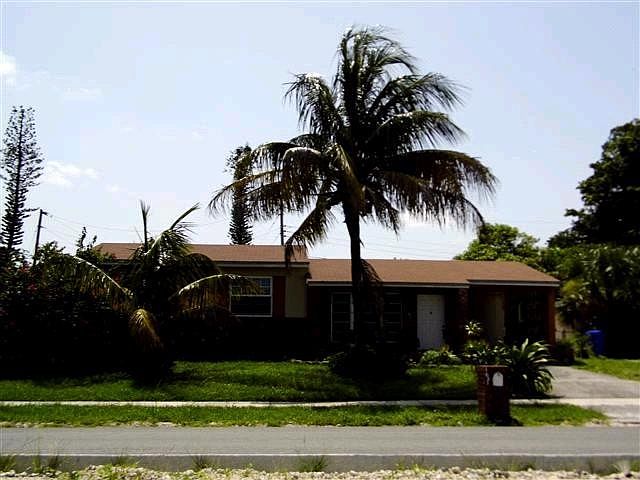 1st image of 1631 SW 68th Ave