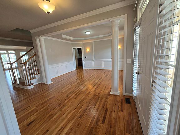 5th image of 5104 Sewells Pointe Dr