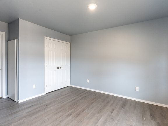 5th image of 7108 NW 14th St APT 15