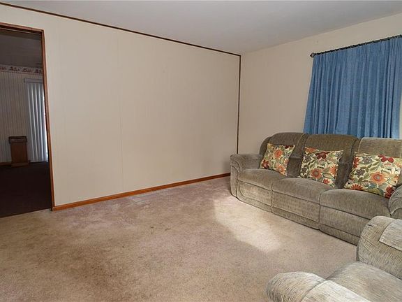 2nd image of 9138 Walton Ave