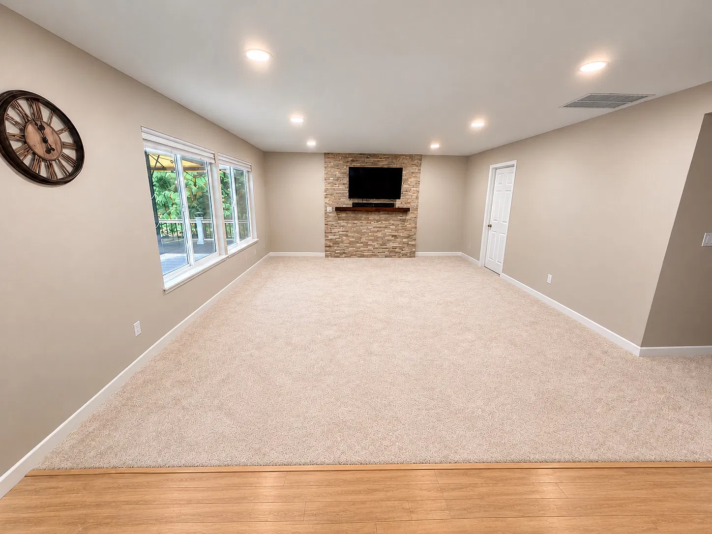 3 bed, 2121 sqft, $4,000 — Photo 2