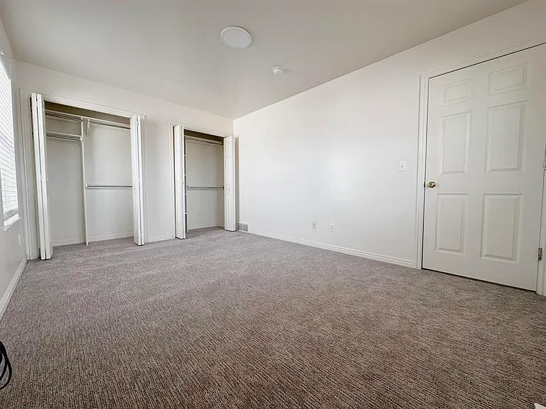 327 N 270 W — Photo 10