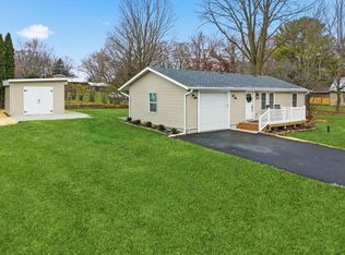 N6583 Daffodil ROAD, Elkhorn, WI 53121