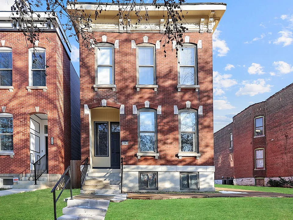 2262 S Jefferson Ave #MAIN
