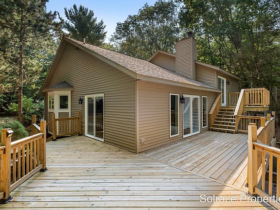 5th image of 3891 Wickham Dr
