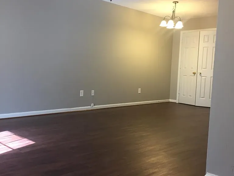5252 Crystal Ct — Photo 6