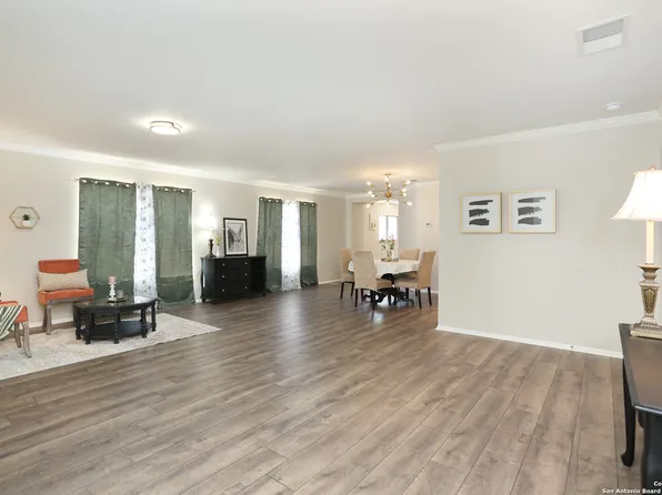 10139 Cedarvale Dr, San Antonio, TX 78245