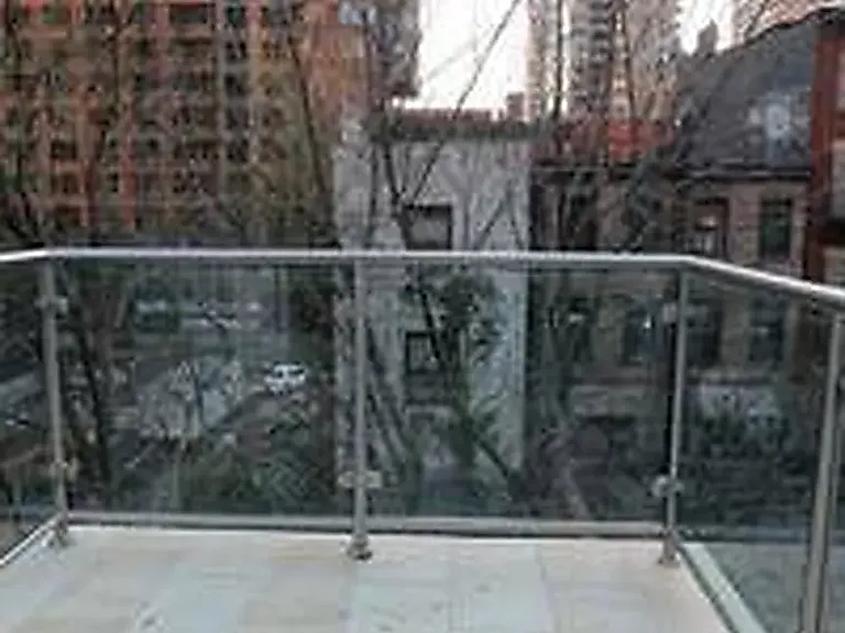 212 E 35th St #3E — Photo 6