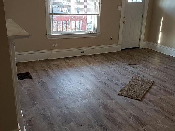 entry/main room