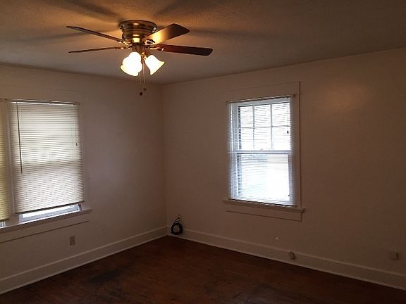 4th image of 300-302 W Fairview Ave #300