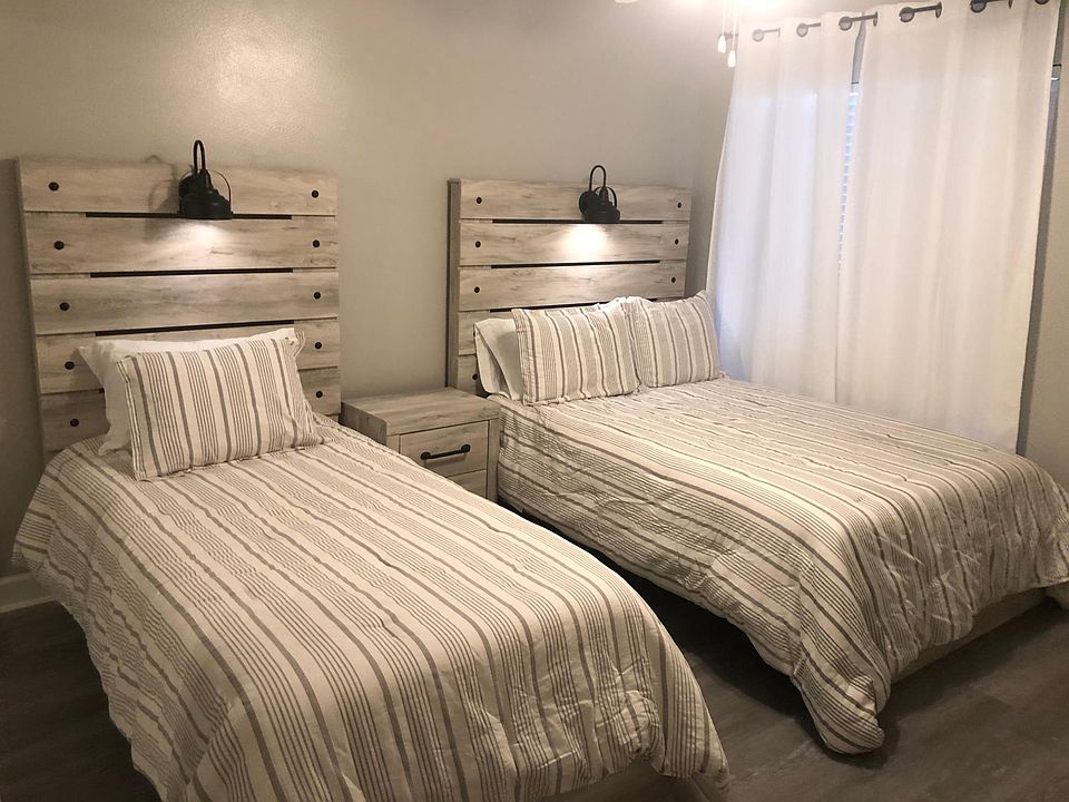 Second bedroom twin and full bed