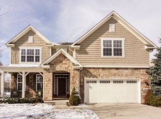 7736 Solomon Dr, Zionsville, IN 46077