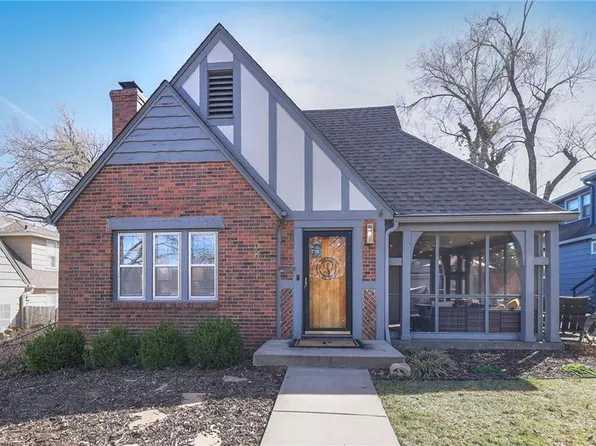 6841 Oak Ter, Kansas City, MO 64113