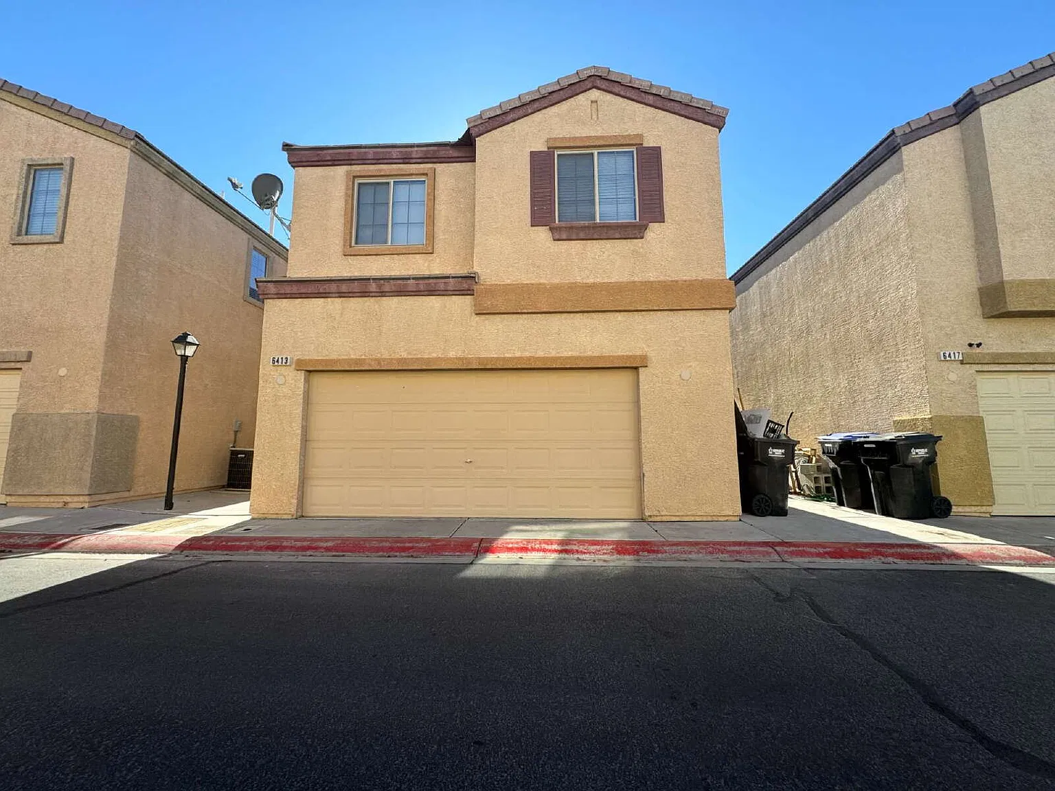 3 bed, 2.5 bath, 1577 sqft, $1,800 — Photo 1