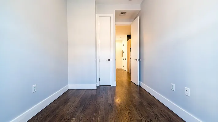 Rented by Nooklyn NYC LLC | media 14