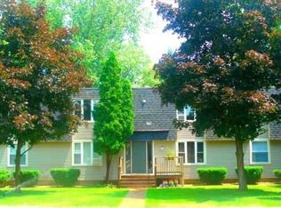 502 N River Ave APT 12, Alma, MI 48801