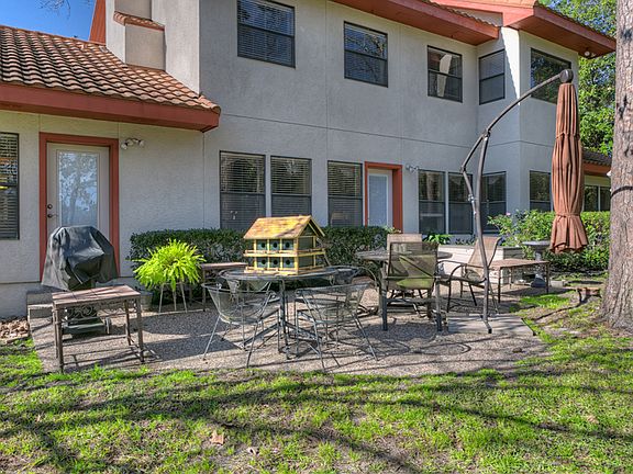 2nd image of 15 Woods Estates Dr