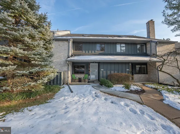 531 Foxwood Ln, Paoli, PA 19301