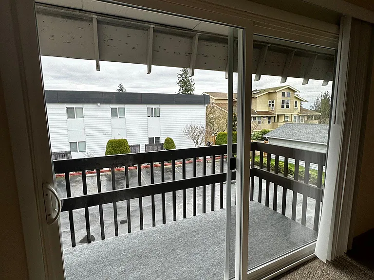 447 SW 155th St #S9 — Photo 5