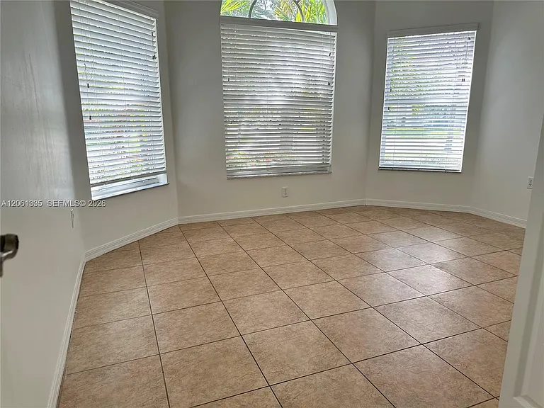 1721 SE 17th Ave — Photo 19