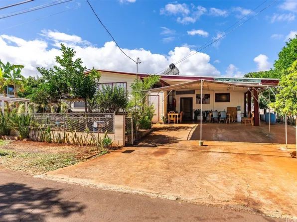 94-1334 Henokea St, Waipahu, HI 96797