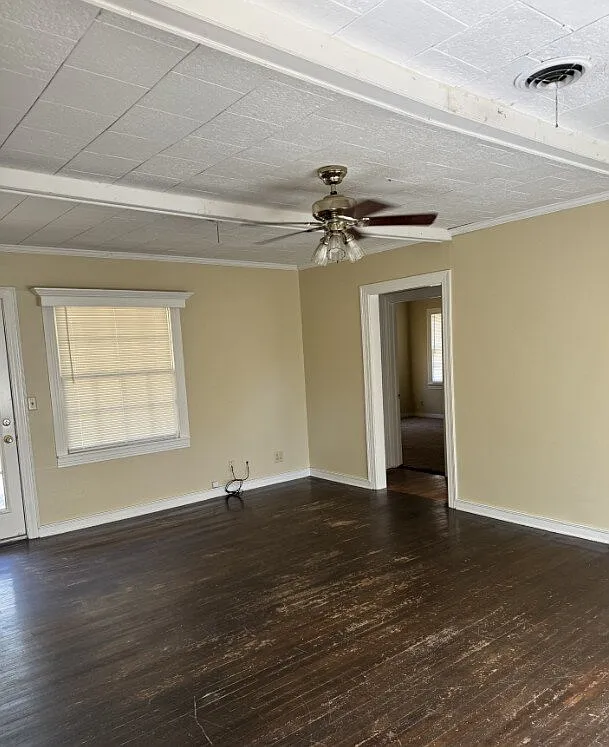 2 bed, 1.0 bath, 1011 sqft, $875 — Photo 3