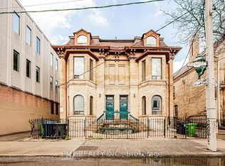 204 Gerrard St E #1-C08, Toronto, ON M5A 2E6