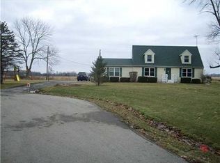 174 W Kingbird Dr, Fortville, IN 46040