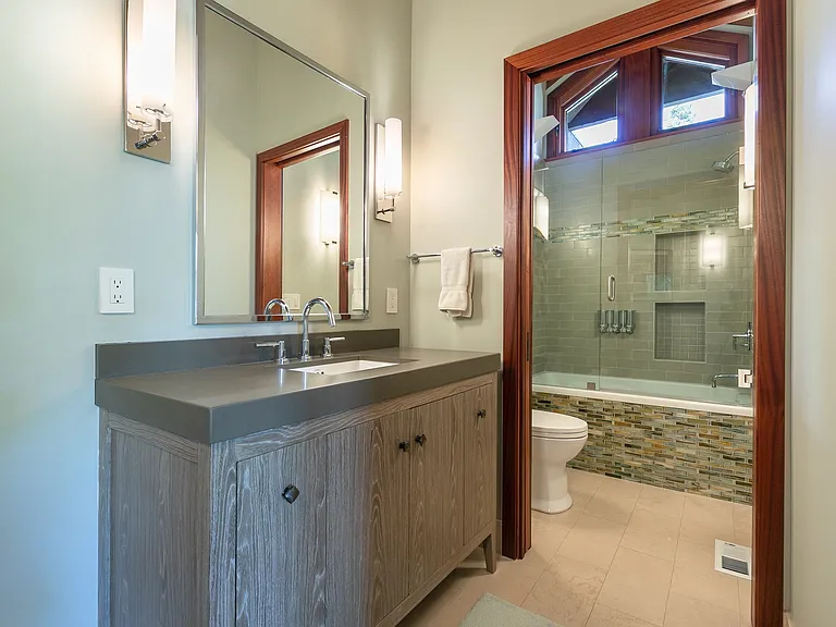 4000 W Lake Blvd #10 — Photo 33