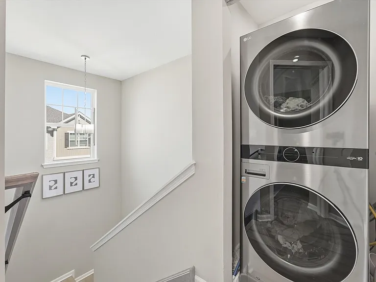 30W023 Brayman Ct — Photo 25
