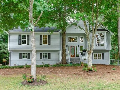 229 Southern Oaks Dr, Dallas, GA, 30157