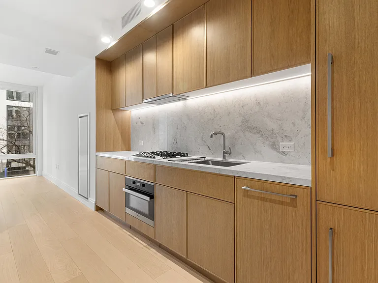 501 3rd Ave #5D — Photo 7