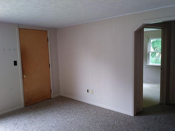 4th image of 364 Detroit Ave