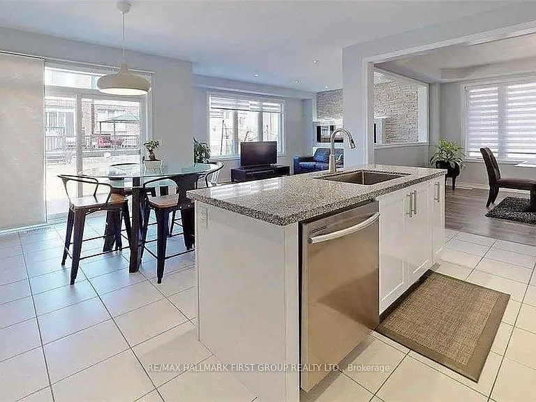 1219 Graham Clapp Ave #MAIN — Photo 2