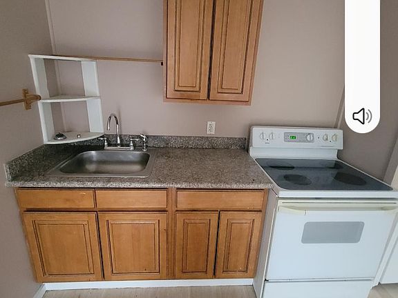 2nd image of 6105 Franklin Ave APT B