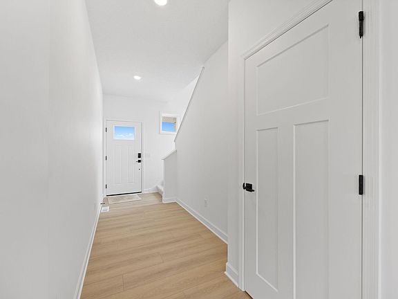 2nd image of 7633 Lotus Ln