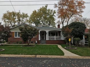 4905 Asbury Ln, Bethesda, MD 20814
