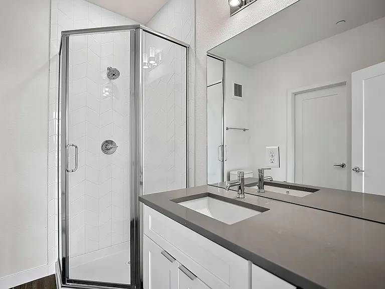 5355 W 12th Ave — Photo 33