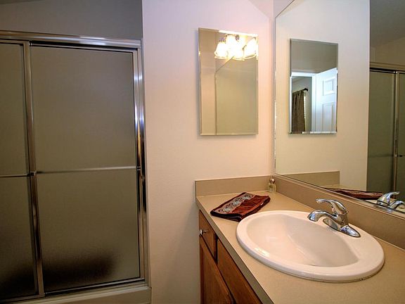 5th image of 2475 Breckenridge Ct