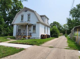 1612 12th St, Rockford, IL 61104