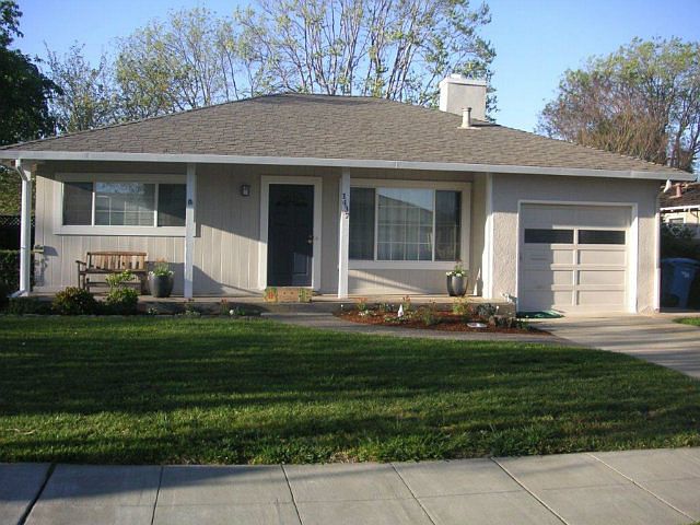 1st image of 1437 Connecticut Dr
