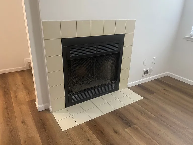 138 Hampshire Dr — Photo 15